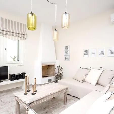 Spacious In Naxos With Sea View